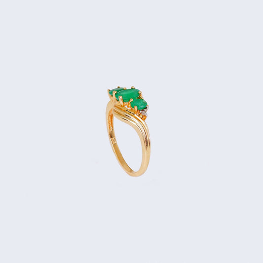14K gold Emerald & Diamonds Stones Ring