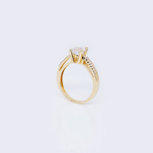 14K Classic Design Cubic Zirconia Engagement Ring 14K Classic Design Cubic Zirconia Engagement Ring