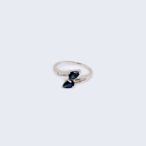 14K White Gold Saphire & Diamond Ring 14K White Gold Saphire & Diamond Ring