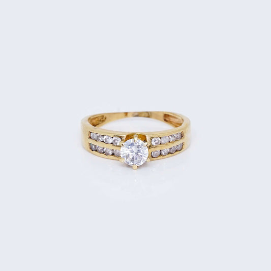 14K Classic Design Cubic Zirconia Engagement Ring