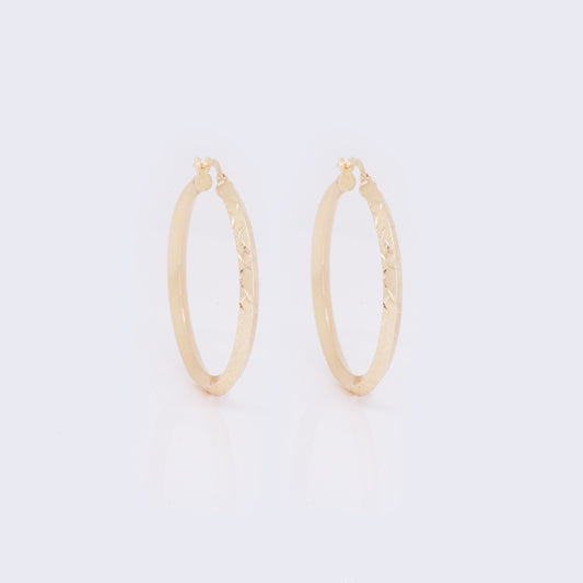 14K Shaped Hoops with Rhombus Textured 26mm/37mm